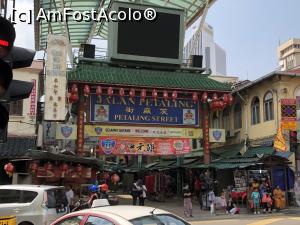 [P04] Jalan Petaling este strada principala din China Town » foto by Dan&Ema
 - 
<span class="allrVoted glyphicon glyphicon-heart hidden" id="av1144547"></span>
<a class="m-l-10 hidden" id="sv1144547" onclick="voting_Foto_DelVot(,1144547,11217)" role="button">șterge vot <span class="glyphicon glyphicon-remove"></span></a>
<a id="v91144547" class=" c-red"  onclick="voting_Foto_SetVot(1144547)" role="button"><span class="glyphicon glyphicon-heart-empty"></span> <b>LIKE</b> = Votează poza</a> <img class="hidden"  id="f1144547W9" src="/imagini/loader.gif" border="0" /><span class="AjErrMes hidden" id="e1144547ErM"></span>