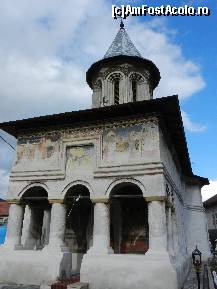 [P09] Biserica Monument Istoric Sfintii Mari Mucenici Dimitrie si Gheorghe din Rucar » foto by Romeo2011
 - 
<span class="allrVoted glyphicon glyphicon-heart hidden" id="av318869"></span>
<a class="m-l-10 hidden" id="sv318869" onclick="voting_Foto_DelVot(,318869,11230)" role="button">șterge vot <span class="glyphicon glyphicon-remove"></span></a>
<a id="v9318869" class=" c-red"  onclick="voting_Foto_SetVot(318869)" role="button"><span class="glyphicon glyphicon-heart-empty"></span> <b>LIKE</b> = Votează poza</a> <img class="hidden"  id="f318869W9" src="/imagini/loader.gif" border="0" /><span class="AjErrMes hidden" id="e318869ErM"></span>