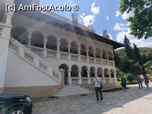 [P03] Curtea interioară » foto by laurand
 - 
<span class="allrVoted glyphicon glyphicon-heart hidden" id="av1507692"></span>
<a class="m-l-10 hidden" id="sv1507692" onclick="voting_Foto_DelVot(,1507692,11234)" role="button">șterge vot <span class="glyphicon glyphicon-remove"></span></a>
<a id="v91507692" class=" c-red"  onclick="voting_Foto_SetVot(1507692)" role="button"><span class="glyphicon glyphicon-heart-empty"></span> <b>LIKE</b> = Votează poza</a> <img class="hidden"  id="f1507692W9" src="/imagini/loader.gif" border="0" /><span class="AjErrMes hidden" id="e1507692ErM"></span>