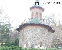 [P02] Manastirea Prislop, jud. Hunedoara: biserica manastirii » foto by corinka
 - 
<span class="allrVoted glyphicon glyphicon-heart hidden" id="av59727"></span>
<a class="m-l-10 hidden" id="sv59727" onclick="voting_Foto_DelVot(,59727,11234)" role="button">șterge vot <span class="glyphicon glyphicon-remove"></span></a>
<a id="v959727" class=" c-red"  onclick="voting_Foto_SetVot(59727)" role="button"><span class="glyphicon glyphicon-heart-empty"></span> <b>LIKE</b> = Votează poza</a> <img class="hidden"  id="f59727W9" src="/imagini/loader.gif" border="0" /><span class="AjErrMes hidden" id="e59727ErM"></span>
