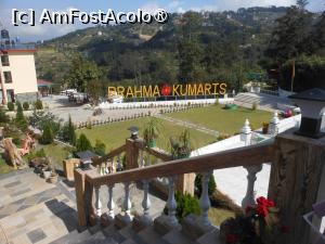 [P05] Nepal - Brahma Kumaris, sediul local al unei organizații spirituale, lângă Nagarkot. » foto by iulianic
 - 
<span class="allrVoted glyphicon glyphicon-heart hidden" id="av1457615"></span>
<a class="m-l-10 hidden" id="sv1457615" onclick="voting_Foto_DelVot(,1457615,11367)" role="button">șterge vot <span class="glyphicon glyphicon-remove"></span></a>
<a id="v91457615" class=" c-red"  onclick="voting_Foto_SetVot(1457615)" role="button"><span class="glyphicon glyphicon-heart-empty"></span> <b>LIKE</b> = Votează poza</a> <img class="hidden"  id="f1457615W9" src="/imagini/loader.gif" border="0" /><span class="AjErrMes hidden" id="e1457615ErM"></span>