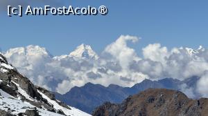 [P47] Langtang Trek » foto by Mika
 - 
<span class="allrVoted glyphicon glyphicon-heart hidden" id="av1504159"></span>
<a class="m-l-10 hidden" id="sv1504159" onclick="voting_Foto_DelVot(,1504159,11367)" role="button">șterge vot <span class="glyphicon glyphicon-remove"></span></a>
<a id="v91504159" class=" c-red"  onclick="voting_Foto_SetVot(1504159)" role="button"><span class="glyphicon glyphicon-heart-empty"></span> <b>LIKE</b> = Votează poza</a> <img class="hidden"  id="f1504159W9" src="/imagini/loader.gif" border="0" /><span class="AjErrMes hidden" id="e1504159ErM"></span>