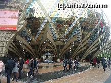 [P20] Peninsula Macao-Grand Lisboa Casino,intrarea principala » foto by station5*
 - 
<span class="allrVoted glyphicon glyphicon-heart hidden" id="av312967"></span>
<a class="m-l-10 hidden" id="sv312967" onclick="voting_Foto_DelVot(,312967,11464)" role="button">șterge vot <span class="glyphicon glyphicon-remove"></span></a>
<a id="v9312967" class=" c-red"  onclick="voting_Foto_SetVot(312967)" role="button"><span class="glyphicon glyphicon-heart-empty"></span> <b>LIKE</b> = Votează poza</a> <img class="hidden"  id="f312967W9" src="/imagini/loader.gif" border="0" /><span class="AjErrMes hidden" id="e312967ErM"></span>