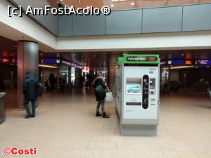 [P07] Un aparat pentru cumpărat bilete valabile atât pe trenul ce vine de la aeroport și celelalte trenuri locale și pe tramvai și metrou » foto by Costi
 - 
<span class="allrVoted glyphicon glyphicon-heart hidden" id="av1150802"></span>
<a class="m-l-10 hidden" id="sv1150802" onclick="voting_Foto_DelVot(,1150802,11476)" role="button">șterge vot <span class="glyphicon glyphicon-remove"></span></a>
<a id="v91150802" class=" c-red"  onclick="voting_Foto_SetVot(1150802)" role="button"><span class="glyphicon glyphicon-heart-empty"></span> <b>LIKE</b> = Votează poza</a> <img class="hidden"  id="f1150802W9" src="/imagini/loader.gif" border="0" /><span class="AjErrMes hidden" id="e1150802ErM"></span>