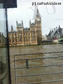 [P22] Big Ben si Parlamentul din bateaux la pranz » foto by ariana
 - 
<span class="allrVoted glyphicon glyphicon-heart hidden" id="av313765"></span>
<a class="m-l-10 hidden" id="sv313765" onclick="voting_Foto_DelVot(,313765,11477)" role="button">șterge vot <span class="glyphicon glyphicon-remove"></span></a>
<a id="v9313765" class=" c-red"  onclick="voting_Foto_SetVot(313765)" role="button"><span class="glyphicon glyphicon-heart-empty"></span> <b>LIKE</b> = Votează poza</a> <img class="hidden"  id="f313765W9" src="/imagini/loader.gif" border="0" /><span class="AjErrMes hidden" id="e313765ErM"></span>