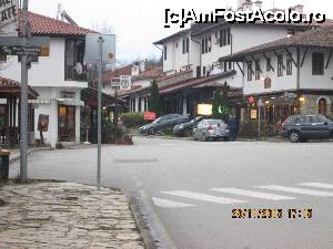 [P07] Centru localitatii_pe colt in stanga este ARVAT sau ARBAT unde va recomand sa serviti o gustoasa cina traditionala servita in vase de lut la gura unui semineu in care ard butuci de lemn » foto by hasdrubal
 - 
<span class="allrVoted glyphicon glyphicon-heart hidden" id="av697337"></span>
<a class="m-l-10 hidden" id="sv697337" onclick="voting_Foto_DelVot(,697337,11565)" role="button">șterge vot <span class="glyphicon glyphicon-remove"></span></a>
<a id="v9697337" class=" c-red"  onclick="voting_Foto_SetVot(697337)" role="button"><span class="glyphicon glyphicon-heart-empty"></span> <b>LIKE</b> = Votează poza</a> <img class="hidden"  id="f697337W9" src="/imagini/loader.gif" border="0" /><span class="AjErrMes hidden" id="e697337ErM"></span>