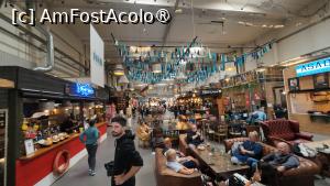 [P16] Værftets Madmarked - interior » foto by Dragoș_MD
 - 
<span class="allrVoted glyphicon glyphicon-heart hidden" id="av1508815"></span>
<a class="m-l-10 hidden" id="sv1508815" onclick="voting_Foto_DelVot(,1508815,11635)" role="button">șterge vot <span class="glyphicon glyphicon-remove"></span></a>
<a id="v91508815" class=" c-red"  onclick="voting_Foto_SetVot(1508815)" role="button"><span class="glyphicon glyphicon-heart-empty"></span> <b>LIKE</b> = Votează poza</a> <img class="hidden"  id="f1508815W9" src="/imagini/loader.gif" border="0" /><span class="AjErrMes hidden" id="e1508815ErM"></span>