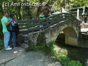 [P03] Parcul Național Maarata și Cascadele Crushuna; podul peste pârâiaș, iar în față restaurantul » foto by crismis
 - 
<span class="allrVoted glyphicon glyphicon-heart hidden" id="av1073199"></span>
<a class="m-l-10 hidden" id="sv1073199" onclick="voting_Foto_DelVot(,1073199,11645)" role="button">șterge vot <span class="glyphicon glyphicon-remove"></span></a>
<a id="v91073199" class=" c-red"  onclick="voting_Foto_SetVot(1073199)" role="button"><span class="glyphicon glyphicon-heart-empty"></span> <b>LIKE</b> = Votează poza</a> <img class="hidden"  id="f1073199W9" src="/imagini/loader.gif" border="0" /><span class="AjErrMes hidden" id="e1073199ErM"></span>