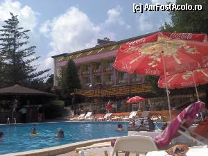 [P03] Briz 2 Hotel - văzut dinspre piscină » foto by Dragoș_MD
 - 
<span class="allrVoted glyphicon glyphicon-heart hidden" id="av342080"></span>
<a class="m-l-10 hidden" id="sv342080" onclick="voting_Foto_DelVot(,342080,11650)" role="button">șterge vot <span class="glyphicon glyphicon-remove"></span></a>
<a id="v9342080" class=" c-red"  onclick="voting_Foto_SetVot(342080)" role="button"><span class="glyphicon glyphicon-heart-empty"></span> <b>LIKE</b> = Votează poza</a> <img class="hidden"  id="f342080W9" src="/imagini/loader.gif" border="0" /><span class="AjErrMes hidden" id="e342080ErM"></span>