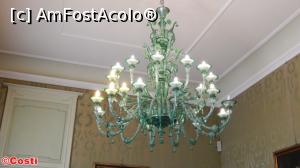 [P16] Un candelabru de Murano, din Palazzo Viceregio » foto by Costi
 - 
<span class="allrVoted glyphicon glyphicon-heart hidden" id="av1039463"></span>
<a class="m-l-10 hidden" id="sv1039463" onclick="voting_Foto_DelVot(,1039463,11669)" role="button">șterge vot <span class="glyphicon glyphicon-remove"></span></a>
<a id="v91039463" class=" c-red"  onclick="voting_Foto_SetVot(1039463)" role="button"><span class="glyphicon glyphicon-heart-empty"></span> <b>LIKE</b> = Votează poza</a> <img class="hidden"  id="f1039463W9" src="/imagini/loader.gif" border="0" /><span class="AjErrMes hidden" id="e1039463ErM"></span>