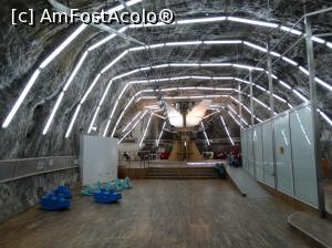 [P10] Salina Turda şi OZN-urile ei. Interiorul Sanatoriului Gizela. Parchet pe jos, canapele pentru cei veniti la tratament si multe jucarii pentru copii.  » foto by vega06
 - 
<span class="allrVoted glyphicon glyphicon-heart hidden" id="av741743"></span>
<a class="m-l-10 hidden" id="sv741743" onclick="voting_Foto_DelVot(,741743,11779)" role="button">șterge vot <span class="glyphicon glyphicon-remove"></span></a>
<a id="v9741743" class=" c-red"  onclick="voting_Foto_SetVot(741743)" role="button"><span class="glyphicon glyphicon-heart-empty"></span> <b>LIKE</b> = Votează poza</a> <img class="hidden"  id="f741743W9" src="/imagini/loader.gif" border="0" /><span class="AjErrMes hidden" id="e741743ErM"></span>