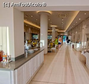 [P43] Restaurantul Anthousa (Salon interior). » foto by ovidiuyepi
 - 
<span class="allrVoted glyphicon glyphicon-heart hidden" id="av1524707"></span>
<a class="m-l-10 hidden" id="sv1524707" onclick="voting_Foto_DelVot(,1524707,11855)" role="button">șterge vot <span class="glyphicon glyphicon-remove"></span></a>
<a id="v91524707" class=" c-red"  onclick="voting_Foto_SetVot(1524707)" role="button"><span class="glyphicon glyphicon-heart-empty"></span> <b>LIKE</b> = Votează poza</a> <img class="hidden"  id="f1524707W9" src="/imagini/loader.gif" border="0" /><span class="AjErrMes hidden" id="e1524707ErM"></span>