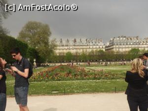 [P16] Florile din Jardin de Tuileries, sub amenințarea unui nor care nu s-a materializat, însă » foto by diacrys*
 - 
<span class="allrVoted glyphicon glyphicon-heart hidden" id="av737732"></span>
<a class="m-l-10 hidden" id="sv737732" onclick="voting_Foto_DelVot(,737732,11886)" role="button">șterge vot <span class="glyphicon glyphicon-remove"></span></a>
<a id="v9737732" class=" c-red"  onclick="voting_Foto_SetVot(737732)" role="button"><span class="glyphicon glyphicon-heart-empty"></span> <b>LIKE</b> = Votează poza</a> <img class="hidden"  id="f737732W9" src="/imagini/loader.gif" border="0" /><span class="AjErrMes hidden" id="e737732ErM"></span>