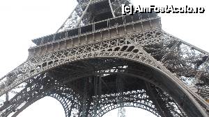 [P14] la picioarele Turnului Eiffel.  » foto by amero
 - 
<span class="allrVoted glyphicon glyphicon-heart hidden" id="av407921"></span>
<a class="m-l-10 hidden" id="sv407921" onclick="voting_Foto_DelVot(,407921,11886)" role="button">șterge vot <span class="glyphicon glyphicon-remove"></span></a>
<a id="v9407921" class=" c-red"  onclick="voting_Foto_SetVot(407921)" role="button"><span class="glyphicon glyphicon-heart-empty"></span> <b>LIKE</b> = Votează poza</a> <img class="hidden"  id="f407921W9" src="/imagini/loader.gif" border="0" /><span class="AjErrMes hidden" id="e407921ErM"></span>