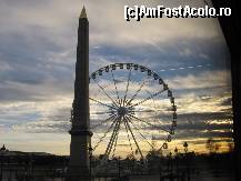 [P10] Obeliscul şi roata în place de la Concorde » foto by Michi
 - 
<span class="allrVoted glyphicon glyphicon-heart hidden" id="av395366"></span>
<a class="m-l-10 hidden" id="sv395366" onclick="voting_Foto_DelVot(,395366,11886)" role="button">șterge vot <span class="glyphicon glyphicon-remove"></span></a>
<a id="v9395366" class=" c-red"  onclick="voting_Foto_SetVot(395366)" role="button"><span class="glyphicon glyphicon-heart-empty"></span> <b>LIKE</b> = Votează poza</a> <img class="hidden"  id="f395366W9" src="/imagini/loader.gif" border="0" /><span class="AjErrMes hidden" id="e395366ErM"></span>