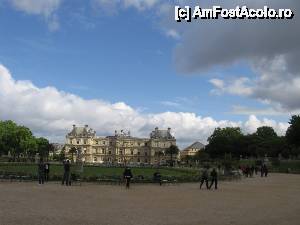 [P14] Palatul Senatului în Jardin du Luxembourg » foto by Michi
 - 
<span class="allrVoted glyphicon glyphicon-heart hidden" id="av511556"></span>
<a class="m-l-10 hidden" id="sv511556" onclick="voting_Foto_DelVot(,511556,11886)" role="button">șterge vot <span class="glyphicon glyphicon-remove"></span></a>
<a id="v9511556" class=" c-red"  onclick="voting_Foto_SetVot(511556)" role="button"><span class="glyphicon glyphicon-heart-empty"></span> <b>LIKE</b> = Votează poza</a> <img class="hidden"  id="f511556W9" src="/imagini/loader.gif" border="0" /><span class="AjErrMes hidden" id="e511556ErM"></span>