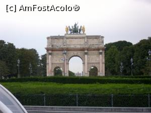 [P01] Paris. Arc de Triomphe du Carousel. Prin el se zărește obeliscul din Place de la Concorde.  » foto by mihaelavoicu
 - 
<span class="allrVoted glyphicon glyphicon-heart hidden" id="av1142167"></span>
<a class="m-l-10 hidden" id="sv1142167" onclick="voting_Foto_DelVot(,1142167,11886)" role="button">șterge vot <span class="glyphicon glyphicon-remove"></span></a>
<a id="v91142167" class=" c-red"  onclick="voting_Foto_SetVot(1142167)" role="button"><span class="glyphicon glyphicon-heart-empty"></span> <b>LIKE</b> = Votează poza</a> <img class="hidden"  id="f1142167W9" src="/imagini/loader.gif" border="0" /><span class="AjErrMes hidden" id="e1142167ErM"></span>