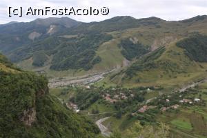 [P86] Satul Kvemo Mleta văzut de la Panorama View Point, la întoarcere de la Gudauri » foto by mprofeanu
 - 
<span class="allrVoted glyphicon glyphicon-heart hidden" id="av1144457"></span>
<a class="m-l-10 hidden" id="sv1144457" onclick="voting_Foto_DelVot(,1144457,11911)" role="button">șterge vot <span class="glyphicon glyphicon-remove"></span></a>
<a id="v91144457" class=" c-red"  onclick="voting_Foto_SetVot(1144457)" role="button"><span class="glyphicon glyphicon-heart-empty"></span> <b>LIKE</b> = Votează poza</a> <img class="hidden"  id="f1144457W9" src="/imagini/loader.gif" border="0" /><span class="AjErrMes hidden" id="e1144457ErM"></span>