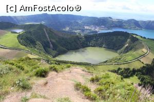 [P61] Insula Sao Miguel, Miradouro da Boca do Inferno, Superbă imagine asupra celor trei lacuri, Rasa, Santiago în centru și Azul în dreapta, poză iconică...  » foto by mprofeanu
 - 
<span class="allrVoted glyphicon glyphicon-heart hidden" id="av1015234"></span>
<a class="m-l-10 hidden" id="sv1015234" onclick="voting_Foto_DelVot(,1015234,12102)" role="button">șterge vot <span class="glyphicon glyphicon-remove"></span></a>
<a id="v91015234" class=" c-red"  onclick="voting_Foto_SetVot(1015234)" role="button"><span class="glyphicon glyphicon-heart-empty"></span> <b>LIKE</b> = Votează poza</a> <img class="hidden"  id="f1015234W9" src="/imagini/loader.gif" border="0" /><span class="AjErrMes hidden" id="e1015234ErM"></span>