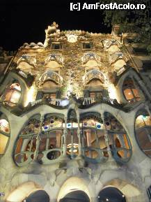 [P207] Casa Batlló » foto by TraianS
 - 
<span class="allrVoted glyphicon glyphicon-heart hidden" id="av287854"></span>
<a class="m-l-10 hidden" id="sv287854" onclick="voting_Foto_DelVot(,287854,12198)" role="button">șterge vot <span class="glyphicon glyphicon-remove"></span></a>
<a id="v9287854" class=" c-red"  onclick="voting_Foto_SetVot(287854)" role="button"><span class="glyphicon glyphicon-heart-empty"></span> <b>LIKE</b> = Votează poza</a> <img class="hidden"  id="f287854W9" src="/imagini/loader.gif" border="0" /><span class="AjErrMes hidden" id="e287854ErM"></span>