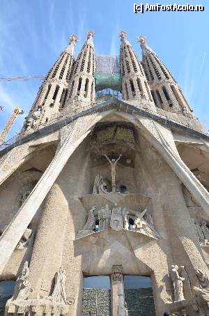 [P37] Sagrada Familia, Fatada Patimilor » foto by Muffin2009
 - 
<span class="allrVoted glyphicon glyphicon-heart hidden" id="av352210"></span>
<a class="m-l-10 hidden" id="sv352210" onclick="voting_Foto_DelVot(,352210,12198)" role="button">șterge vot <span class="glyphicon glyphicon-remove"></span></a>
<a id="v9352210" class=" c-red"  onclick="voting_Foto_SetVot(352210)" role="button"><span class="glyphicon glyphicon-heart-empty"></span> <b>LIKE</b> = Votează poza</a> <img class="hidden"  id="f352210W9" src="/imagini/loader.gif" border="0" /><span class="AjErrMes hidden" id="e352210ErM"></span>