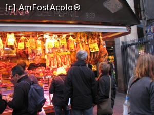 [P63] Barcelona - Mercat Boqueria » foto by mishu
 - 
<span class="allrVoted glyphicon glyphicon-heart hidden" id="av821995"></span>
<a class="m-l-10 hidden" id="sv821995" onclick="voting_Foto_DelVot(,821995,12198)" role="button">șterge vot <span class="glyphicon glyphicon-remove"></span></a>
<a id="v9821995" class=" c-red"  onclick="voting_Foto_SetVot(821995)" role="button"><span class="glyphicon glyphicon-heart-empty"></span> <b>LIKE</b> = Votează poza</a> <img class="hidden"  id="f821995W9" src="/imagini/loader.gif" border="0" /><span class="AjErrMes hidden" id="e821995ErM"></span>