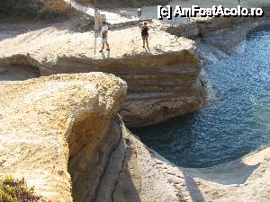 [P13] Canal d'Amour, Sidari- turisti la pozat stancile » foto by luciaoradea
 - 
<span class="allrVoted glyphicon glyphicon-heart hidden" id="av535242"></span>
<a class="m-l-10 hidden" id="sv535242" onclick="voting_Foto_DelVot(,535242,12234)" role="button">șterge vot <span class="glyphicon glyphicon-remove"></span></a>
<a id="v9535242" class=" c-red"  onclick="voting_Foto_SetVot(535242)" role="button"><span class="glyphicon glyphicon-heart-empty"></span> <b>LIKE</b> = Votează poza</a> <img class="hidden"  id="f535242W9" src="/imagini/loader.gif" border="0" /><span class="AjErrMes hidden" id="e535242ErM"></span>