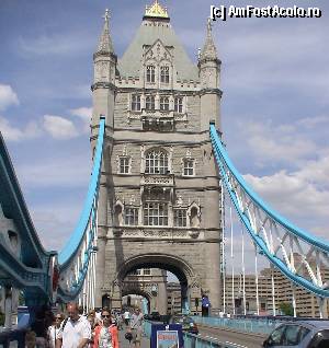 [P01] London Tower Bridge (podul dupa care hotelul si-a luat numele)  » foto by Dabator
 - 
<span class="allrVoted glyphicon glyphicon-heart hidden" id="av352567"></span>
<a class="m-l-10 hidden" id="sv352567" onclick="voting_Foto_DelVot(,352567,12376)" role="button">șterge vot <span class="glyphicon glyphicon-remove"></span></a>
<a id="v9352567" class=" c-red"  onclick="voting_Foto_SetVot(352567)" role="button"><span class="glyphicon glyphicon-heart-empty"></span> <b>LIKE</b> = Votează poza</a> <img class="hidden"  id="f352567W9" src="/imagini/loader.gif" border="0" /><span class="AjErrMes hidden" id="e352567ErM"></span>