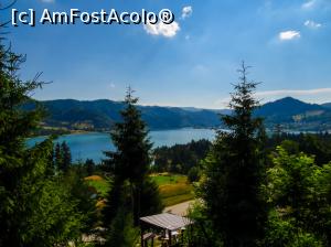 [P01] Panorama de la balconul pensiunii.  » foto by dunhil1
 - 
<span class="allrVoted glyphicon glyphicon-heart hidden" id="av803428"></span>
<a class="m-l-10 hidden" id="sv803428" onclick="voting_Foto_DelVot(,803428,12551)" role="button">șterge vot <span class="glyphicon glyphicon-remove"></span></a>
<a id="v9803428" class=" c-red"  onclick="voting_Foto_SetVot(803428)" role="button"><span class="glyphicon glyphicon-heart-empty"></span> <b>LIKE</b> = Votează poza</a> <img class="hidden"  id="f803428W9" src="/imagini/loader.gif" border="0" /><span class="AjErrMes hidden" id="e803428ErM"></span>