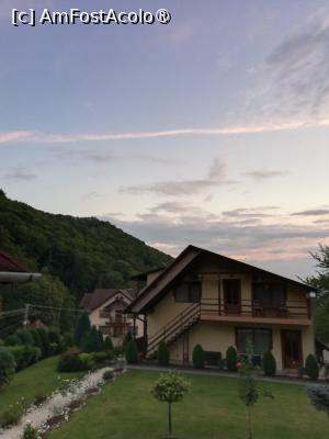 [P29] Corpul principal, văzut din curte » foto by cris1982
 - 
<span class="allrVoted glyphicon glyphicon-heart hidden" id="av1491465"></span>
<a class="m-l-10 hidden" id="sv1491465" onclick="voting_Foto_DelVot(,1491465,12564)" role="button">șterge vot <span class="glyphicon glyphicon-remove"></span></a>
<a id="v91491465" class=" c-red"  onclick="voting_Foto_SetVot(1491465)" role="button"><span class="glyphicon glyphicon-heart-empty"></span> <b>LIKE</b> = Votează poza</a> <img class="hidden"  id="f1491465W9" src="/imagini/loader.gif" border="0" /><span class="AjErrMes hidden" id="e1491465ErM"></span>