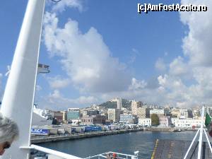 [P06] vedere din portul Neapole la plecare spre Ischia » foto by amero
 - 
<span class="allrVoted glyphicon glyphicon-heart hidden" id="av572728"></span>
<a class="m-l-10 hidden" id="sv572728" onclick="voting_Foto_DelVot(,572728,12624)" role="button">șterge vot <span class="glyphicon glyphicon-remove"></span></a>
<a id="v9572728" class=" c-red"  onclick="voting_Foto_SetVot(572728)" role="button"><span class="glyphicon glyphicon-heart-empty"></span> <b>LIKE</b> = Votează poza</a> <img class="hidden"  id="f572728W9" src="/imagini/loader.gif" border="0" /><span class="AjErrMes hidden" id="e572728ErM"></span>