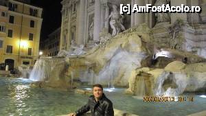 [P16] Fontana di Trevi noaptea » foto by vivas71
 - 
<span class="allrVoted glyphicon glyphicon-heart hidden" id="av410034"></span>
<a class="m-l-10 hidden" id="sv410034" onclick="voting_Foto_DelVot(,410034,12807)" role="button">șterge vot <span class="glyphicon glyphicon-remove"></span></a>
<a id="v9410034" class=" c-red"  onclick="voting_Foto_SetVot(410034)" role="button"><span class="glyphicon glyphicon-heart-empty"></span> <b>LIKE</b> = Votează poza</a> <img class="hidden"  id="f410034W9" src="/imagini/loader.gif" border="0" /><span class="AjErrMes hidden" id="e410034ErM"></span>