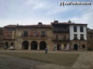 [P41] Si ajungem in fosta Plaza del Mercado, actuala Plaza Mayor a Santillanei.  » foto by alinaro
 - 
<span class="allrVoted glyphicon glyphicon-heart hidden" id="av371641"></span>
<a class="m-l-10 hidden" id="sv371641" onclick="voting_Foto_DelVot(,371641,12863)" role="button">șterge vot <span class="glyphicon glyphicon-remove"></span></a>
<a id="v9371641" class=" c-red"  onclick="voting_Foto_SetVot(371641)" role="button"><span class="glyphicon glyphicon-heart-empty"></span> <b>LIKE</b> = Votează poza</a> <img class="hidden"  id="f371641W9" src="/imagini/loader.gif" border="0" /><span class="AjErrMes hidden" id="e371641ErM"></span>