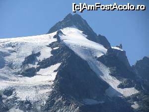 [P54] prim plan virful Grossglockner 3798 m » foto by spiros
 - 
<span class="allrVoted glyphicon glyphicon-heart hidden" id="av679379"></span>
<a class="m-l-10 hidden" id="sv679379" onclick="voting_Foto_DelVot(,679379,12945)" role="button">șterge vot <span class="glyphicon glyphicon-remove"></span></a>
<a id="v9679379" class=" c-red"  onclick="voting_Foto_SetVot(679379)" role="button"><span class="glyphicon glyphicon-heart-empty"></span> <b>LIKE</b> = Votează poza</a> <img class="hidden"  id="f679379W9" src="/imagini/loader.gif" border="0" /><span class="AjErrMes hidden" id="e679379ErM"></span>