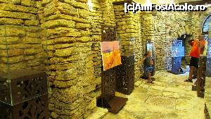 [P24] Parterul castelului, expoziţie de pictură » foto by crismis
 - 
<span class="allrVoted glyphicon glyphicon-heart hidden" id="av705208"></span>
<a class="m-l-10 hidden" id="sv705208" onclick="voting_Foto_DelVot(,705208,13043)" role="button">șterge vot <span class="glyphicon glyphicon-remove"></span></a>
<a id="v9705208" class=" c-red"  onclick="voting_Foto_SetVot(705208)" role="button"><span class="glyphicon glyphicon-heart-empty"></span> <b>LIKE</b> = Votează poza</a> <img class="hidden"  id="f705208W9" src="/imagini/loader.gif" border="0" /><span class="AjErrMes hidden" id="e705208ErM"></span>