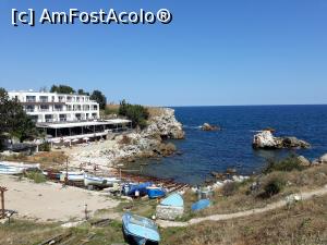 [P22] Tyulenovo - prima imagine cu golful și principalul hotel, după ce am lăsat mașina în parcare.  » foto by Aurici
 - 
<span class="allrVoted glyphicon glyphicon-heart hidden" id="av945859"></span>
<a class="m-l-10 hidden" id="sv945859" onclick="voting_Foto_DelVot(,945859,13043)" role="button">șterge vot <span class="glyphicon glyphicon-remove"></span></a>
<a id="v9945859" class=" c-red"  onclick="voting_Foto_SetVot(945859)" role="button"><span class="glyphicon glyphicon-heart-empty"></span> <b>LIKE</b> = Votează poza</a> <img class="hidden"  id="f945859W9" src="/imagini/loader.gif" border="0" /><span class="AjErrMes hidden" id="e945859ErM"></span>