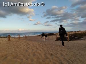 [P75] Plaja din Maspalomas » foto by crismis
 - 
<span class="allrVoted glyphicon glyphicon-heart hidden" id="av1489506"></span>
<a class="m-l-10 hidden" id="sv1489506" onclick="voting_Foto_DelVot(,1489506,13127)" role="button">șterge vot <span class="glyphicon glyphicon-remove"></span></a>
<a id="v91489506" class=" c-red"  onclick="voting_Foto_SetVot(1489506)" role="button"><span class="glyphicon glyphicon-heart-empty"></span> <b>LIKE</b> = Votează poza</a> <img class="hidden"  id="f1489506W9" src="/imagini/loader.gif" border="0" /><span class="AjErrMes hidden" id="e1489506ErM"></span>