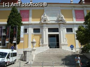 [P01] Museu Nacional de Arte Antiga -primul muzeu public de artă al Lisabonei aflat în Palatul Alvor -are 40000 de comori nationale, e pe linia tramvaiului 15.  » foto by mireille
 - 
<span class="allrVoted glyphicon glyphicon-heart hidden" id="av902482"></span>
<a class="m-l-10 hidden" id="sv902482" onclick="voting_Foto_DelVot(,902482,13214)" role="button">șterge vot <span class="glyphicon glyphicon-remove"></span></a>
<a id="v9902482" class=" c-red"  onclick="voting_Foto_SetVot(902482)" role="button"><span class="glyphicon glyphicon-heart-empty"></span> <b>LIKE</b> = Votează poza</a> <img class="hidden"  id="f902482W9" src="/imagini/loader.gif" border="0" /><span class="AjErrMes hidden" id="e902482ErM"></span>