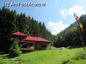 [P04] Cabana Garofita Pietrei Craiului » foto by Testosu'
 - 
<span class="allrVoted glyphicon glyphicon-heart hidden" id="av756255"></span>
<a class="m-l-10 hidden" id="sv756255" onclick="voting_Foto_DelVot(,756255,13264)" role="button">șterge vot <span class="glyphicon glyphicon-remove"></span></a>
<a id="v9756255" class=" c-red"  onclick="voting_Foto_SetVot(756255)" role="button"><span class="glyphicon glyphicon-heart-empty"></span> <b>LIKE</b> = Votează poza</a> <img class="hidden"  id="f756255W9" src="/imagini/loader.gif" border="0" /><span class="AjErrMes hidden" id="e756255ErM"></span>