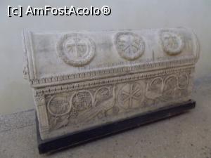 [P17] Museo Nationale di Ravenna. Superbul sarcofag adus din localitatea Class. » foto by mihaelavoicu
 - 
<span class="allrVoted glyphicon glyphicon-heart hidden" id="av1220446"></span>
<a class="m-l-10 hidden" id="sv1220446" onclick="voting_Foto_DelVot(,1220446,13338)" role="button">șterge vot <span class="glyphicon glyphicon-remove"></span></a>
<a id="v91220446" class=" c-red"  onclick="voting_Foto_SetVot(1220446)" role="button"><span class="glyphicon glyphicon-heart-empty"></span> <b>LIKE</b> = Votează poza</a> <img class="hidden"  id="f1220446W9" src="/imagini/loader.gif" border="0" /><span class="AjErrMes hidden" id="e1220446ErM"></span>