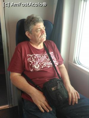 [P46] În tren.  » foto by Carmen Ion
 - 
<span class="allrVoted glyphicon glyphicon-heart hidden" id="av983492"></span>
<a class="m-l-10 hidden" id="sv983492" onclick="voting_Foto_DelVot(,983492,13517)" role="button">șterge vot <span class="glyphicon glyphicon-remove"></span></a>
<a id="v9983492" class=" c-red"  onclick="voting_Foto_SetVot(983492)" role="button"><span class="glyphicon glyphicon-heart-empty"></span> <b>LIKE</b> = Votează poza</a> <img class="hidden"  id="f983492W9" src="/imagini/loader.gif" border="0" /><span class="AjErrMes hidden" id="e983492ErM"></span>