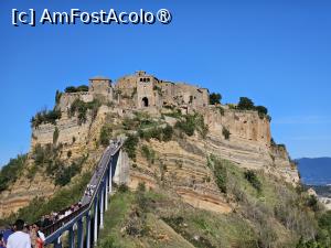 [P18] Civita di Bagnoregio » foto by Chloe
 - 
<span class="allrVoted glyphicon glyphicon-heart hidden" id="av1452829"></span>
<a class="m-l-10 hidden" id="sv1452829" onclick="voting_Foto_DelVot(,1452829,13517)" role="button">șterge vot <span class="glyphicon glyphicon-remove"></span></a>
<a id="v91452829" class=" c-red"  onclick="voting_Foto_SetVot(1452829)" role="button"><span class="glyphicon glyphicon-heart-empty"></span> <b>LIKE</b> = Votează poza</a> <img class="hidden"  id="f1452829W9" src="/imagini/loader.gif" border="0" /><span class="AjErrMes hidden" id="e1452829ErM"></span>