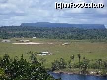 [P04] Parcul National Canaima (sectorul occidental). Chiar ca merita osteneala.  » foto by liviuspopa
 - 
<span class="allrVoted glyphicon glyphicon-heart hidden" id="av396821"></span>
<a class="m-l-10 hidden" id="sv396821" onclick="voting_Foto_DelVot(,396821,13528)" role="button">șterge vot <span class="glyphicon glyphicon-remove"></span></a>
<a id="v9396821" class=" c-red"  onclick="voting_Foto_SetVot(396821)" role="button"><span class="glyphicon glyphicon-heart-empty"></span> <b>LIKE</b> = Votează poza</a> <img class="hidden"  id="f396821W9" src="/imagini/loader.gif" border="0" /><span class="AjErrMes hidden" id="e396821ErM"></span>