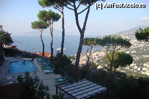 [P01] piscina hotelului cu panorama spre golful napoli, vezuviu si sorrento » foto by chucky31*
 - 
<span class="allrVoted glyphicon glyphicon-heart hidden" id="av397487"></span>
<a class="m-l-10 hidden" id="sv397487" onclick="voting_Foto_DelVot(,397487,13549)" role="button">șterge vot <span class="glyphicon glyphicon-remove"></span></a>
<a id="v9397487" class=" c-red"  onclick="voting_Foto_SetVot(397487)" role="button"><span class="glyphicon glyphicon-heart-empty"></span> <b>LIKE</b> = Votează poza</a> <img class="hidden"  id="f397487W9" src="/imagini/loader.gif" border="0" /><span class="AjErrMes hidden" id="e397487ErM"></span>