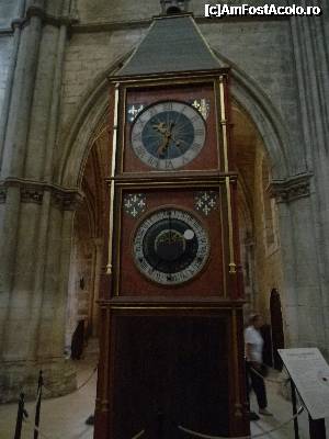 [P19] Bourges - Catedrala Saint-Etienne - orologiul astronomic realizat în anul 1424 și restaurat în anul 1994.  » foto by doina_c24
 - 
<span class="allrVoted glyphicon glyphicon-heart hidden" id="av401872"></span>
<a class="m-l-10 hidden" id="sv401872" onclick="voting_Foto_DelVot(,401872,13666)" role="button">șterge vot <span class="glyphicon glyphicon-remove"></span></a>
<a id="v9401872" class=" c-red"  onclick="voting_Foto_SetVot(401872)" role="button"><span class="glyphicon glyphicon-heart-empty"></span> <b>LIKE</b> = Votează poza</a> <img class="hidden"  id="f401872W9" src="/imagini/loader.gif" border="0" /><span class="AjErrMes hidden" id="e401872ErM"></span>