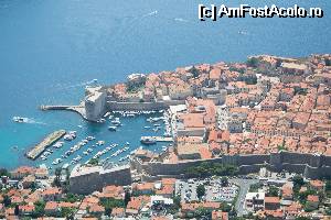 [P33] Dubrovnik,vedere de pe un deal unde am ajuns cu telefericul » foto by Throwbacks
 - 
<span class="allrVoted glyphicon glyphicon-heart hidden" id="av530086"></span>
<a class="m-l-10 hidden" id="sv530086" onclick="voting_Foto_DelVot(,530086,13774)" role="button">șterge vot <span class="glyphicon glyphicon-remove"></span></a>
<a id="v9530086" class=" c-red"  onclick="voting_Foto_SetVot(530086)" role="button"><span class="glyphicon glyphicon-heart-empty"></span> <b>LIKE</b> = Votează poza</a> <img class="hidden"  id="f530086W9" src="/imagini/loader.gif" border="0" /><span class="AjErrMes hidden" id="e530086ErM"></span>