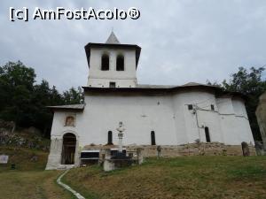[P04] Biserica cu hramul „Sf. Arhangheli Mihail și Gavriil” - Baia de Aramă.  » foto by tata123 🔱
 - 
<span class="allrVoted glyphicon glyphicon-heart hidden" id="av1156394"></span>
<a class="m-l-10 hidden" id="sv1156394" onclick="voting_Foto_DelVot(,1156394,13826)" role="button">șterge vot <span class="glyphicon glyphicon-remove"></span></a>
<a id="v91156394" class=" c-red"  onclick="voting_Foto_SetVot(1156394)" role="button"><span class="glyphicon glyphicon-heart-empty"></span> <b>LIKE</b> = Votează poza</a> <img class="hidden"  id="f1156394W9" src="/imagini/loader.gif" border="0" /><span class="AjErrMes hidden" id="e1156394ErM"></span>