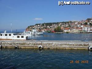 [P08] Lacul Ohrid - Scurtă oprire în portul Ohrid.  » foto by iulianic
 - 
<span class="allrVoted glyphicon glyphicon-heart hidden" id="av691197"></span>
<a class="m-l-10 hidden" id="sv691197" onclick="voting_Foto_DelVot(,691197,13861)" role="button">șterge vot <span class="glyphicon glyphicon-remove"></span></a>
<a id="v9691197" class=" c-red"  onclick="voting_Foto_SetVot(691197)" role="button"><span class="glyphicon glyphicon-heart-empty"></span> <b>LIKE</b> = Votează poza</a> <img class="hidden"  id="f691197W9" src="/imagini/loader.gif" border="0" /><span class="AjErrMes hidden" id="e691197ErM"></span>