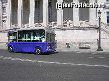 [P26] Tours - Din grijă față de mediu, pentru transportul urban se folosesc și astfel de mașini electrice.  » foto by doina_c24
 - 
<span class="allrVoted glyphicon glyphicon-heart hidden" id="av418935"></span>
<a class="m-l-10 hidden" id="sv418935" onclick="voting_Foto_DelVot(,418935,14117)" role="button">șterge vot <span class="glyphicon glyphicon-remove"></span></a>
<a id="v9418935" class=" c-red"  onclick="voting_Foto_SetVot(418935)" role="button"><span class="glyphicon glyphicon-heart-empty"></span> <b>LIKE</b> = Votează poza</a> <img class="hidden"  id="f418935W9" src="/imagini/loader.gif" border="0" /><span class="AjErrMes hidden" id="e418935ErM"></span>