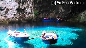 [P21] melissani lake » foto by Bio Mar
 - 
<span class="allrVoted glyphicon glyphicon-heart hidden" id="av514777"></span>
<a class="m-l-10 hidden" id="sv514777" onclick="voting_Foto_DelVot(,514777,14165)" role="button">șterge vot <span class="glyphicon glyphicon-remove"></span></a>
<a id="v9514777" class=" c-red"  onclick="voting_Foto_SetVot(514777)" role="button"><span class="glyphicon glyphicon-heart-empty"></span> <b>LIKE</b> = Votează poza</a> <img class="hidden"  id="f514777W9" src="/imagini/loader.gif" border="0" /><span class="AjErrMes hidden" id="e514777ErM"></span>